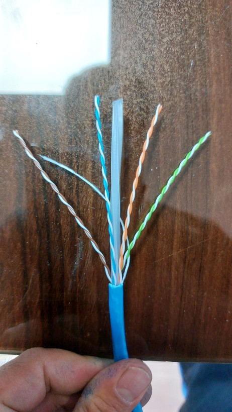 کابل شبکه (۴۵)(0.45)cat6 utp 0.45 تمام مسlegrand لگراندکارتن۳۰۵متری
